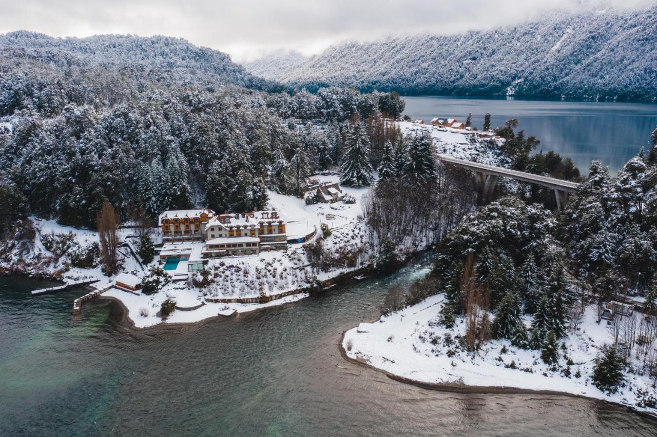 Hotel Correntoso & River