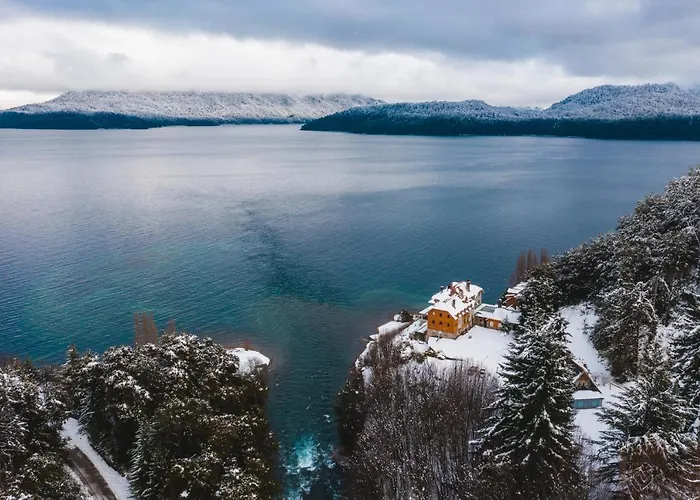 Correntoso Lake & River Hotel