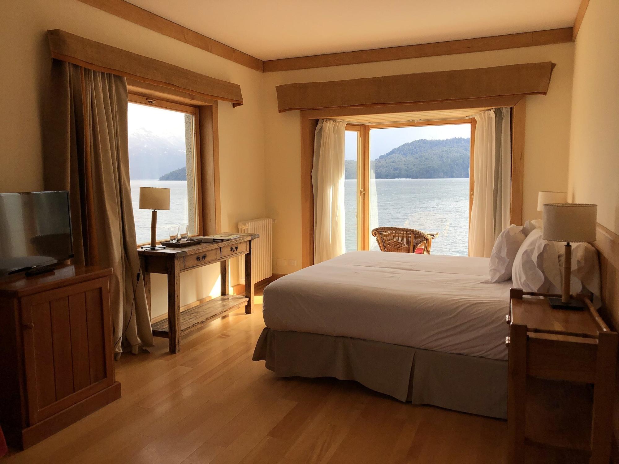 Hotel Correntoso & River