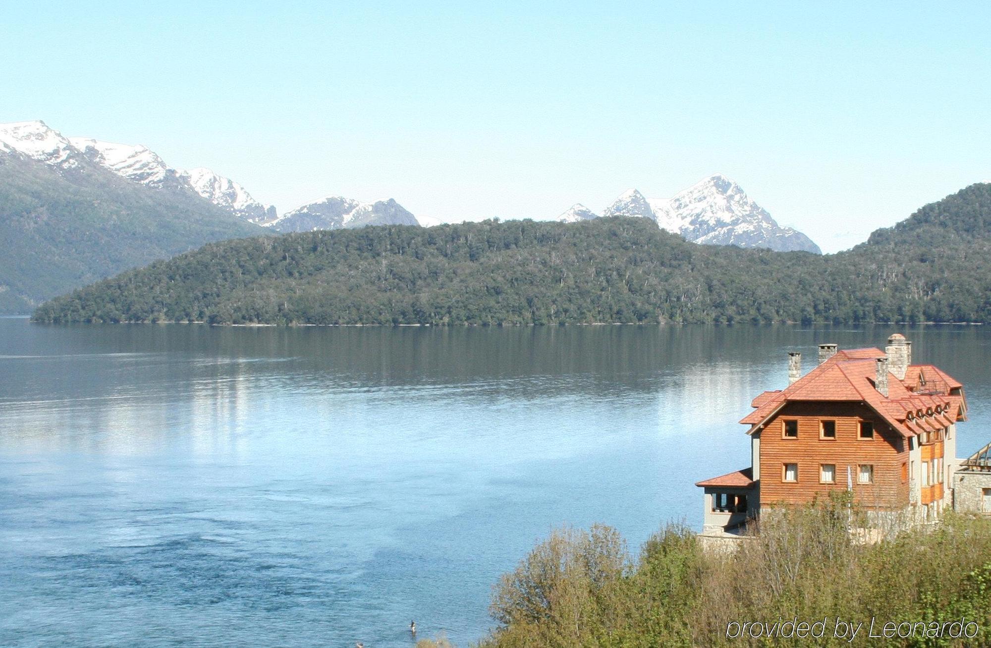 Correntoso & River Hotel Villa La Angostura